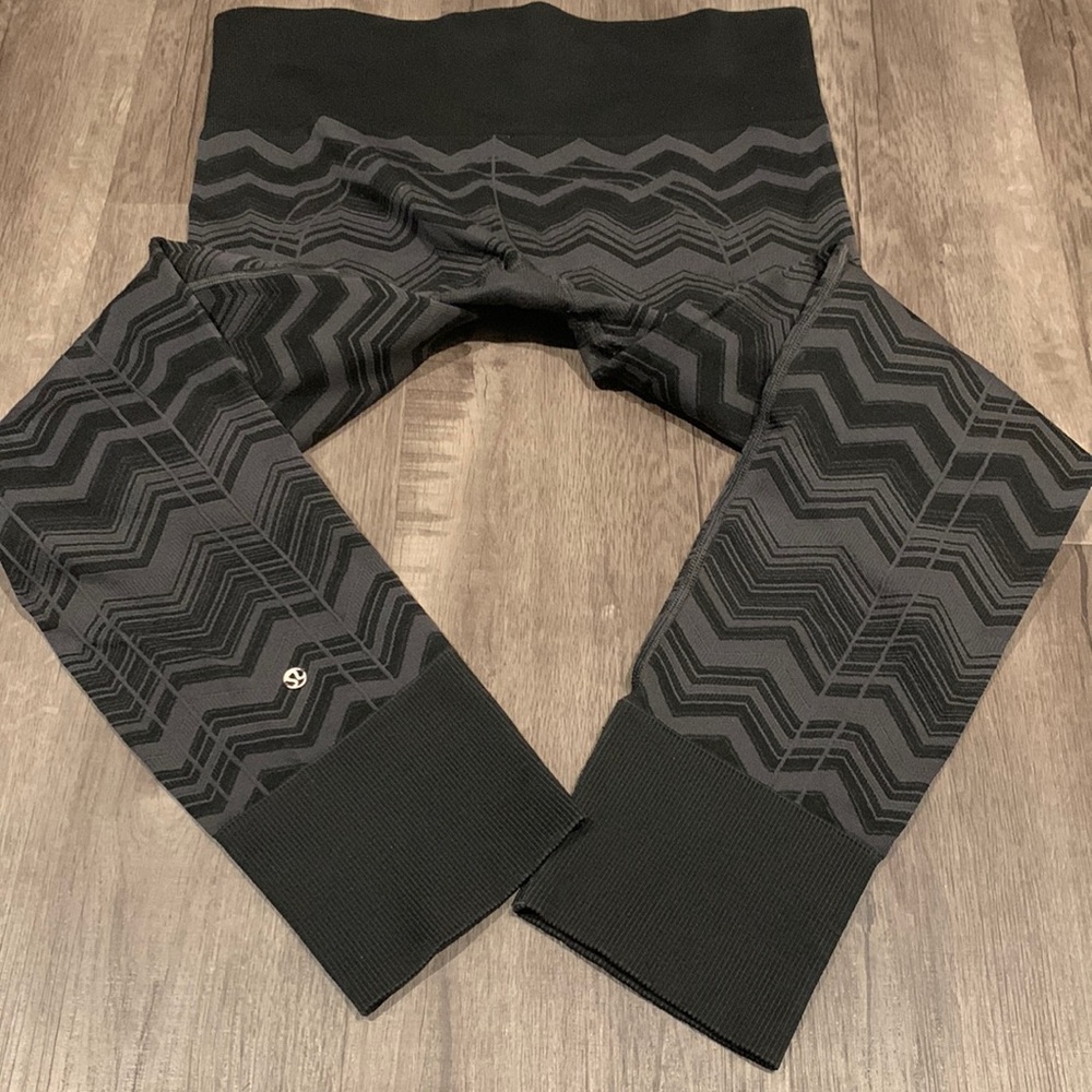 Lululemon leggings size 8 lululemon
